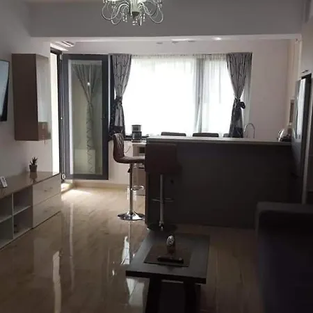 Camelia Apartment Mamaia